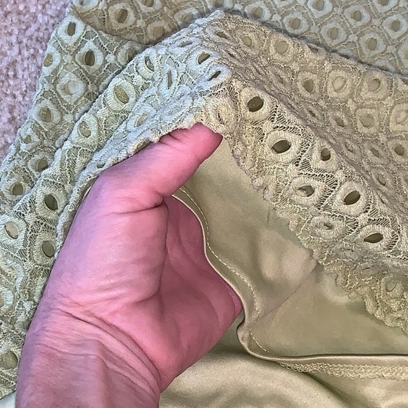 Simply Vera Vera Wang Sleeveless Layered Top, Size Medium - Picture 5 of 11